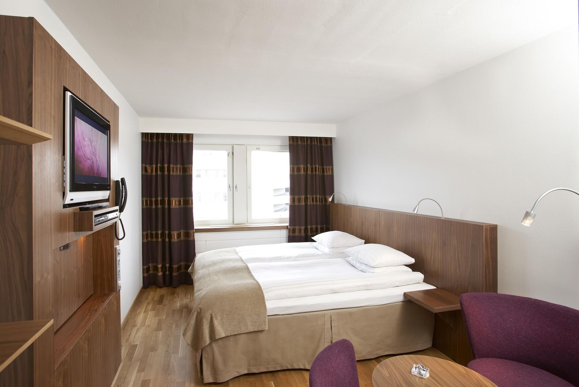 Quality Hotel Grand, บูโรส ภายนอก รูปภาพ