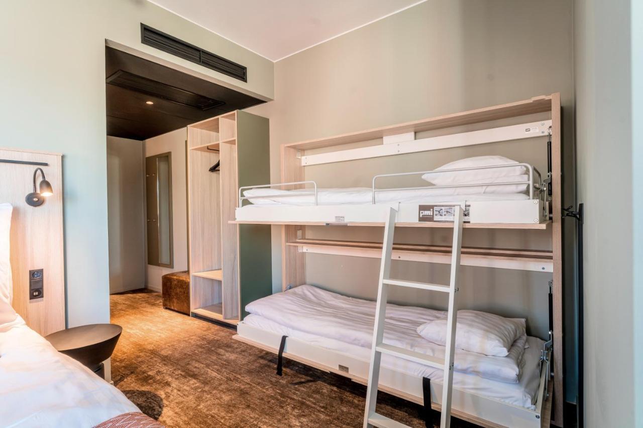 Quality Hotel Grand, บูโรส ภายนอก รูปภาพ
