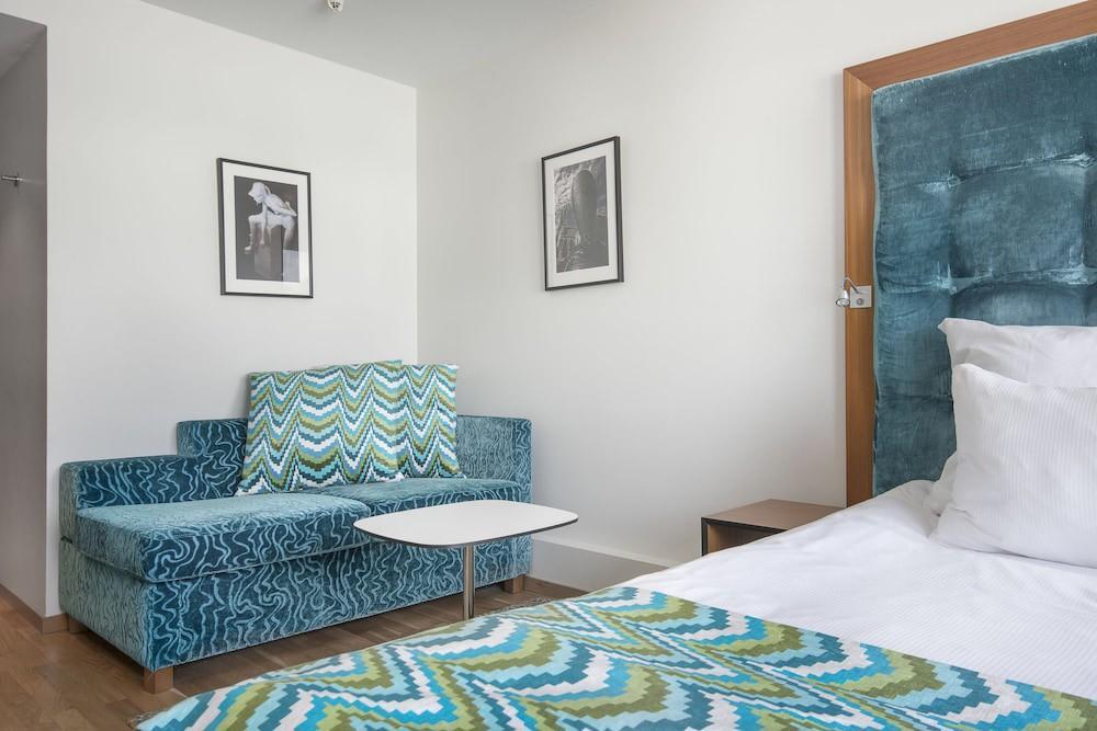 Quality Hotel Grand, บูโรส ภายนอก รูปภาพ