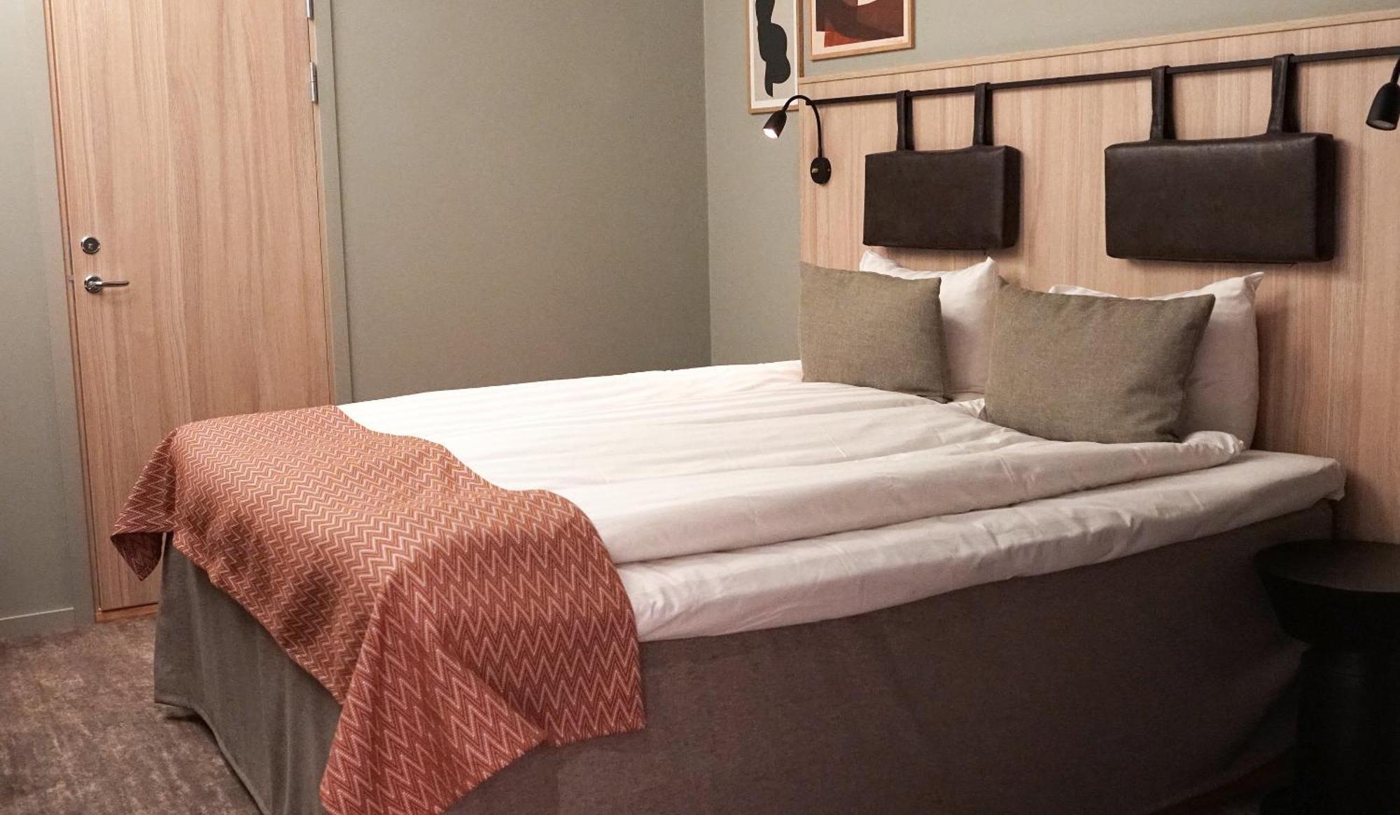 Quality Hotel Grand, บูโรส ภายนอก รูปภาพ